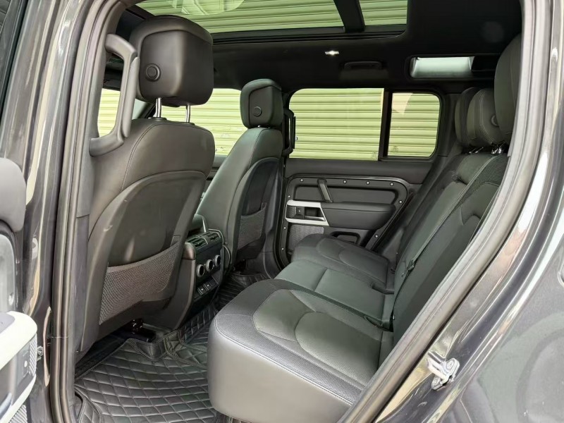 广州23年路虎卫士5