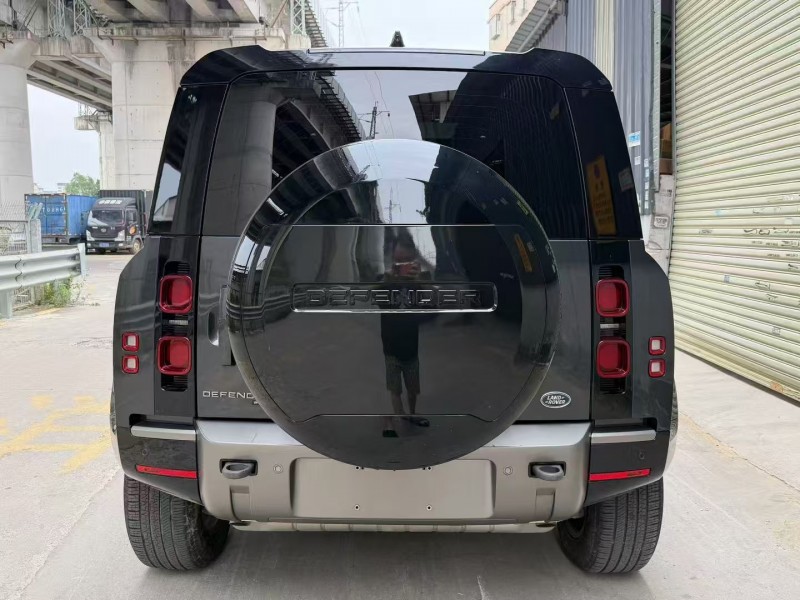 广州23年路虎卫士8