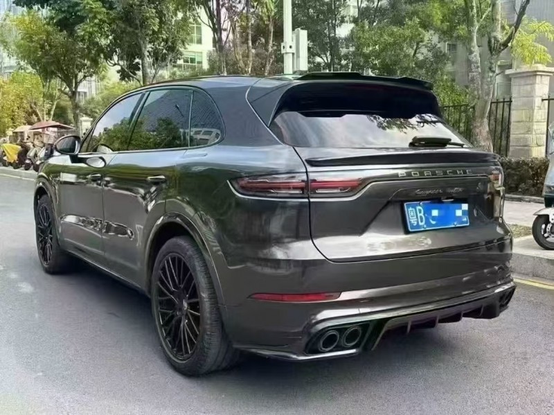 广州18年保时捷卡宴7