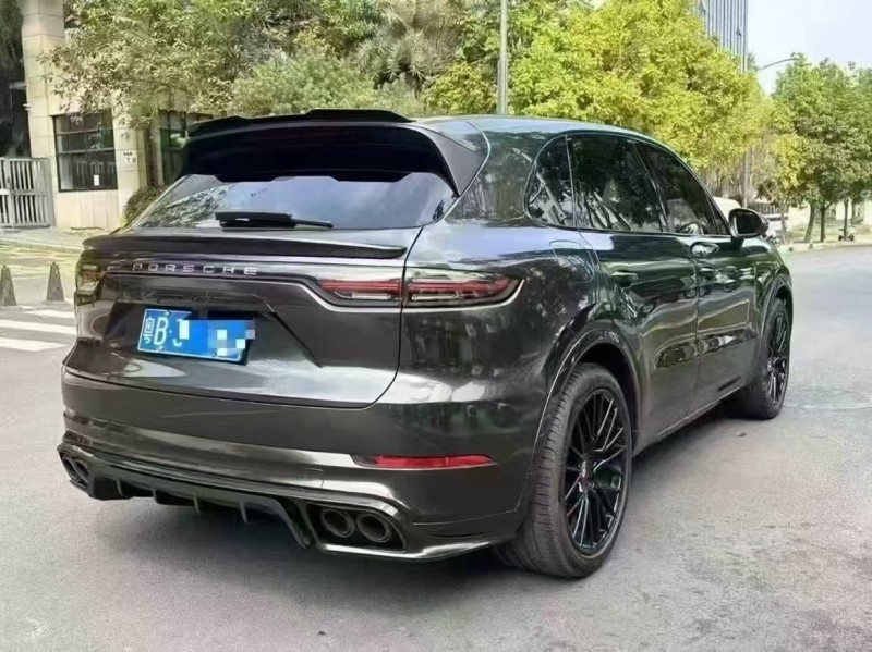 广州18年保时捷卡宴8