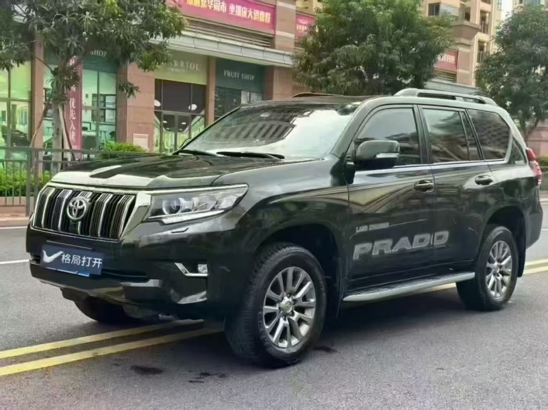 广州19年丰田普拉多3