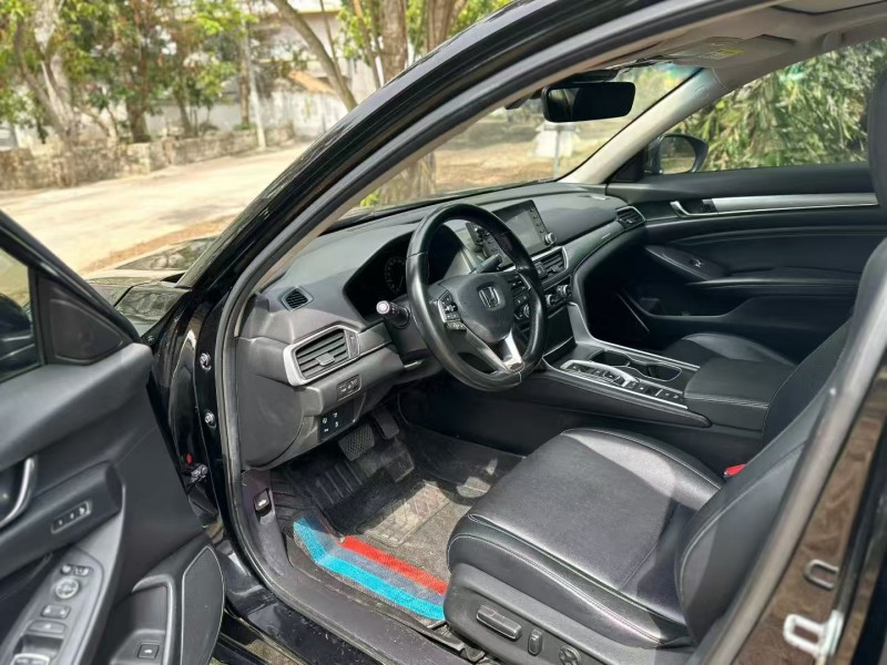 广州19年本田雅阁6