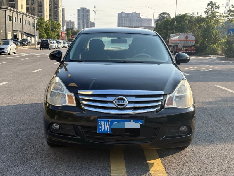 岳阳16年日产轩逸1