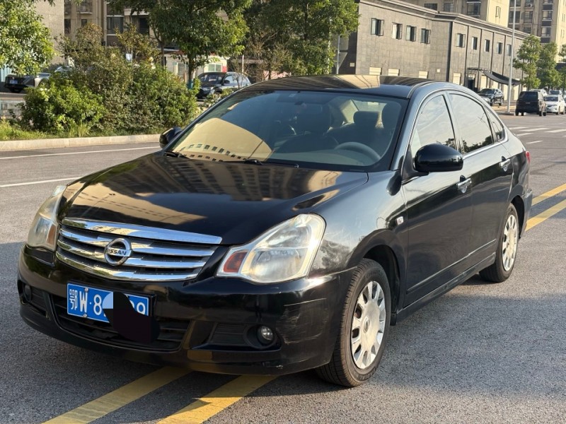 岳阳16年日产轩逸6