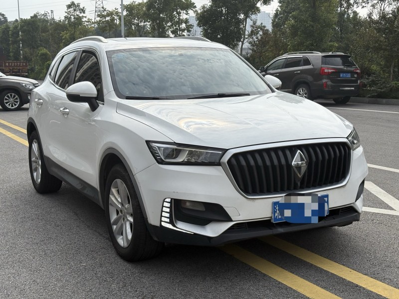 岳阳18年宝沃BX72