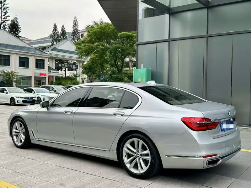 广州18年宝马7系7