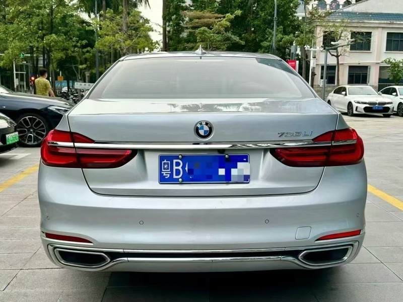 广州18年宝马7系9