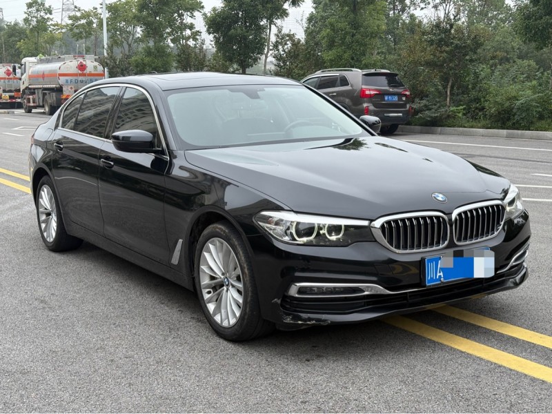 岳阳19年宝马5系3