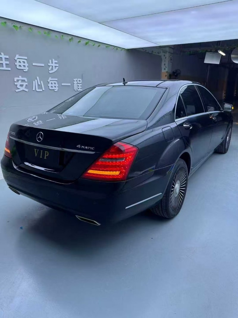 广州12年奔驰S7