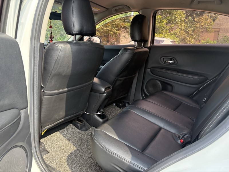 岳阳18年本田缤智5