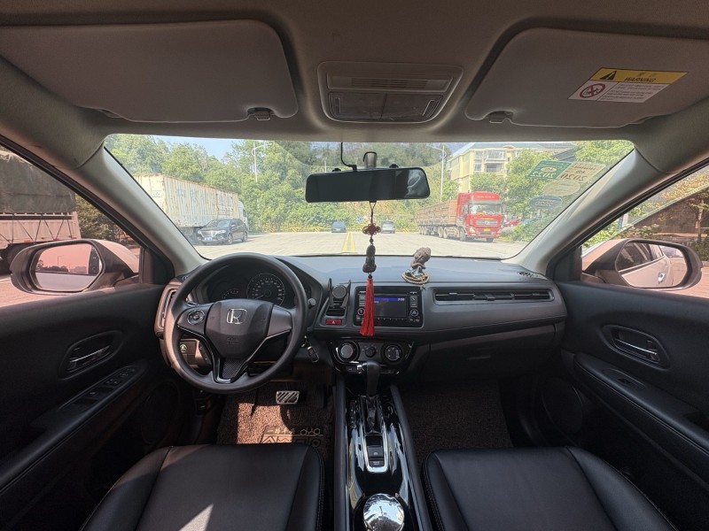 岳阳18年本田缤智7