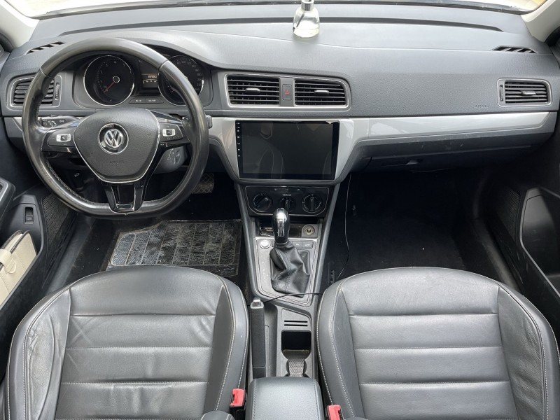 济宁19年大众朗逸8