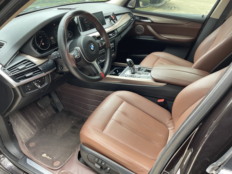 济宁17年宝马X54