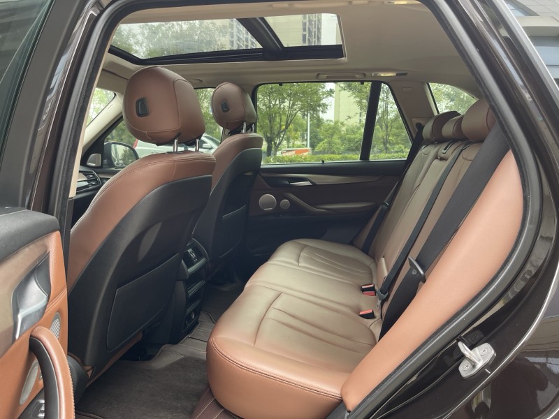 济宁17年宝马X55