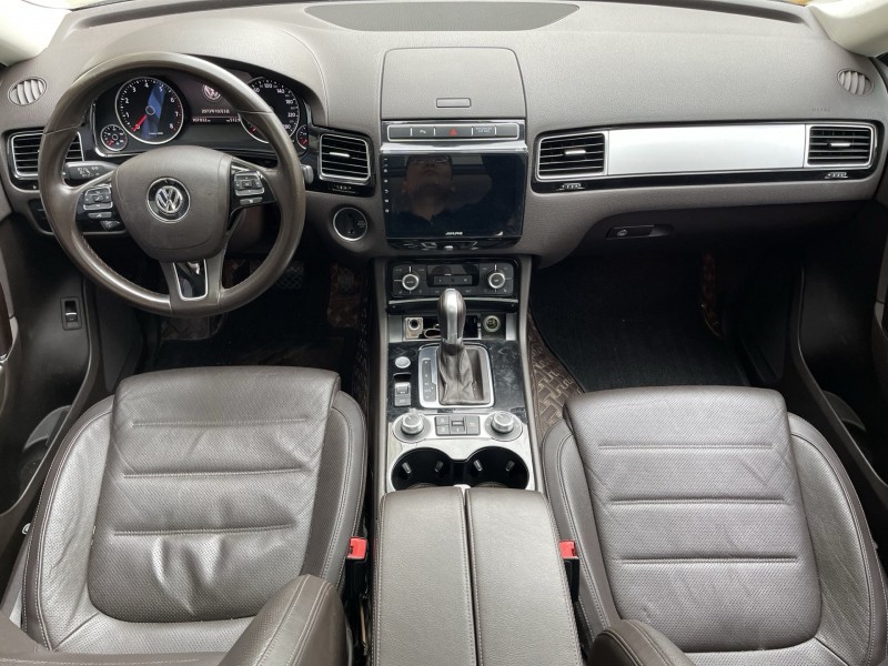 济宁17年大众途锐6