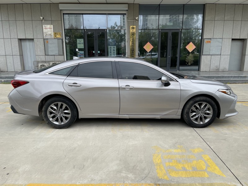 济宁20年丰田亚洲龙7