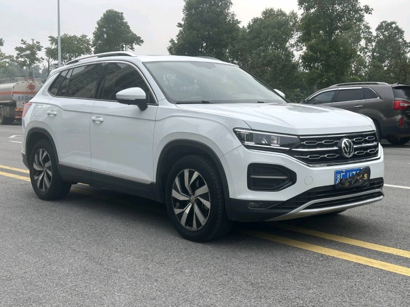 岳阳19年大众探岳2