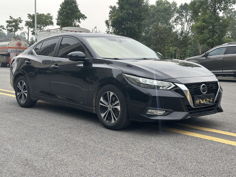 岳阳20年日产轩逸2