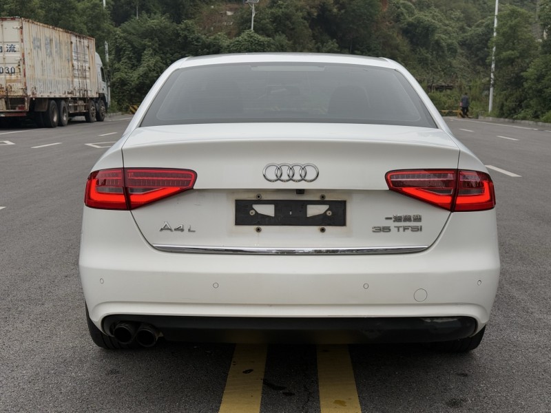 岳阳15年奥迪A4L4