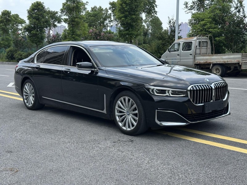 岳阳22年宝马7系2