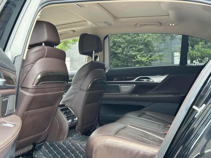 岳阳22年宝马7系5