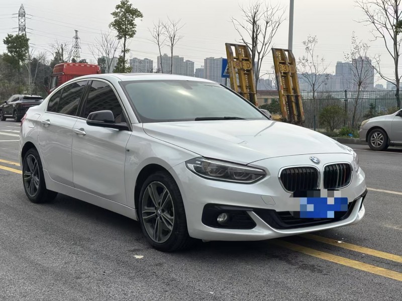 岳阳18年宝马1系3