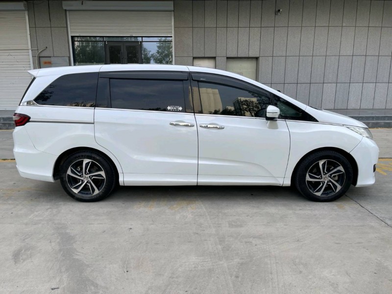 济宁17年本田奥德赛8