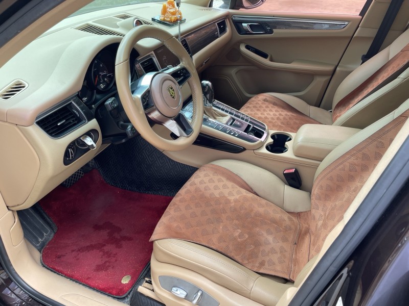 济宁17年保时捷Macan4