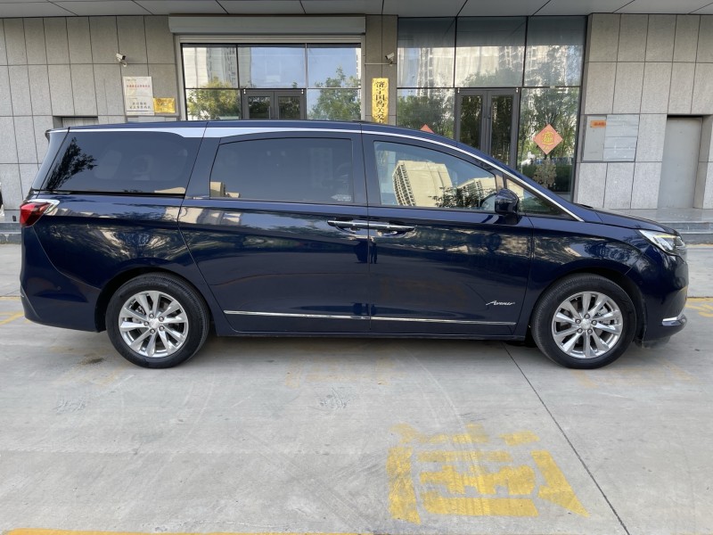 济宁21年别克GL87