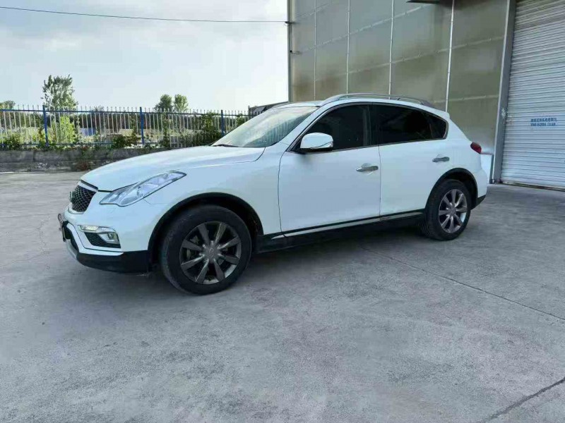 徐州15年英菲尼迪QX502