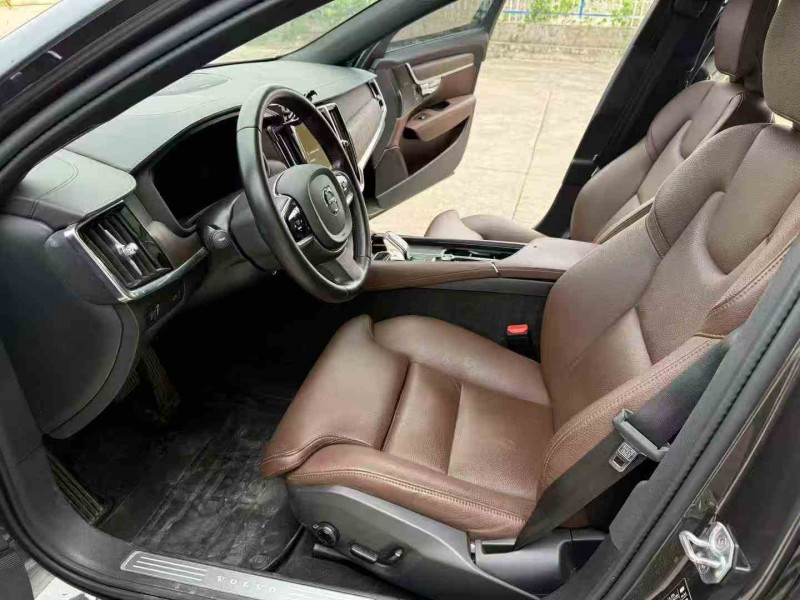 徐州21年沃尔沃S904