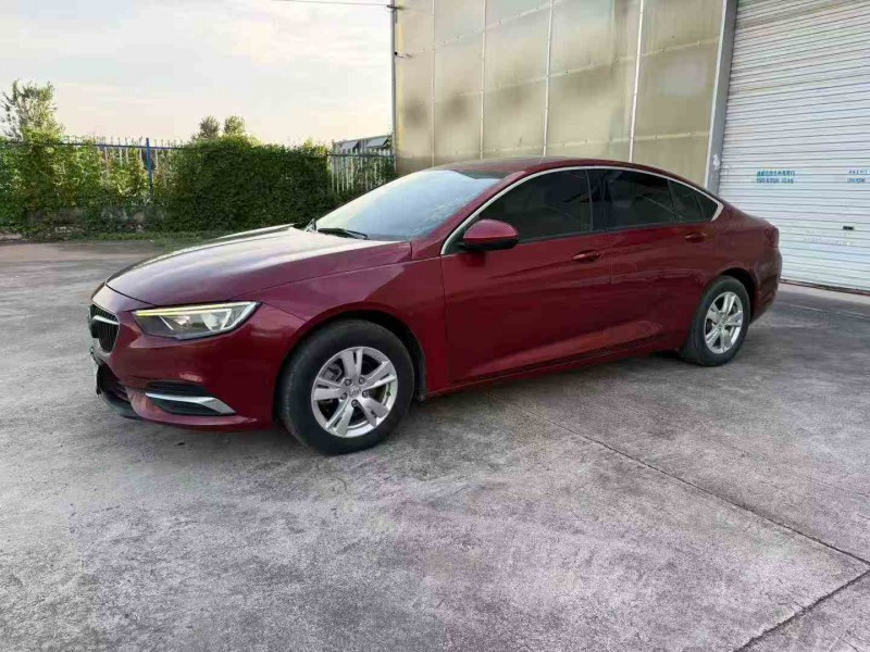 徐州19年别克君威3