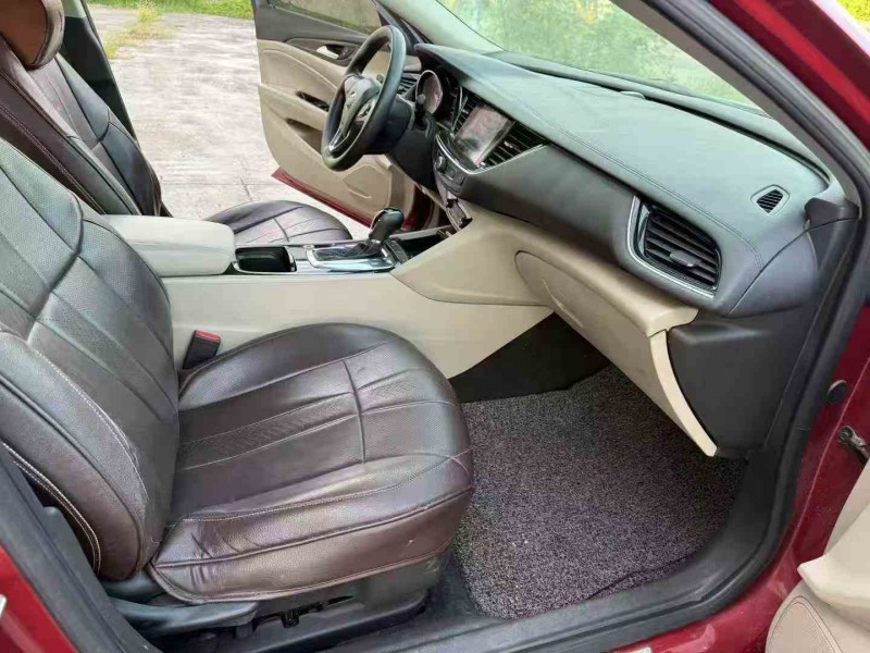 徐州19年别克君威6