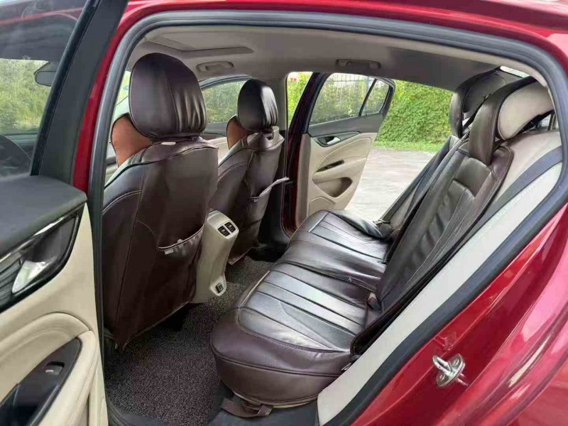 徐州19年别克君威7