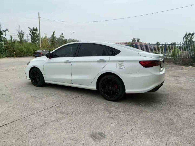 徐州21年吉利缤瑞8