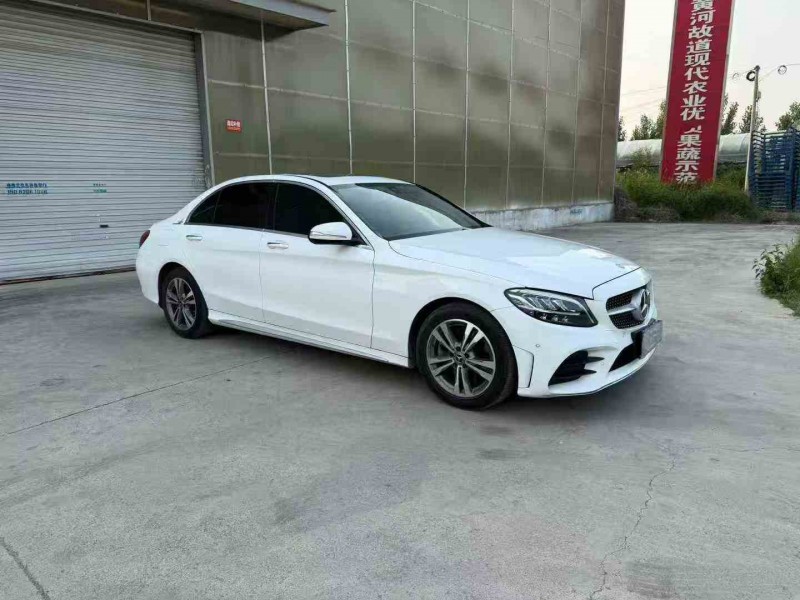徐州19年奔驰C2