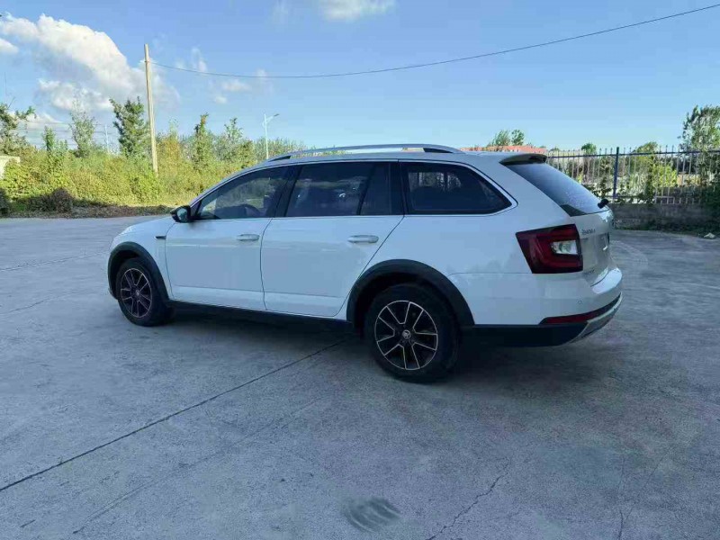 徐州19年斯柯达明锐8