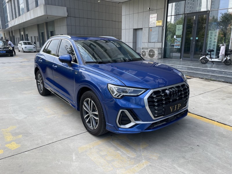 济宁21年奥迪Q33