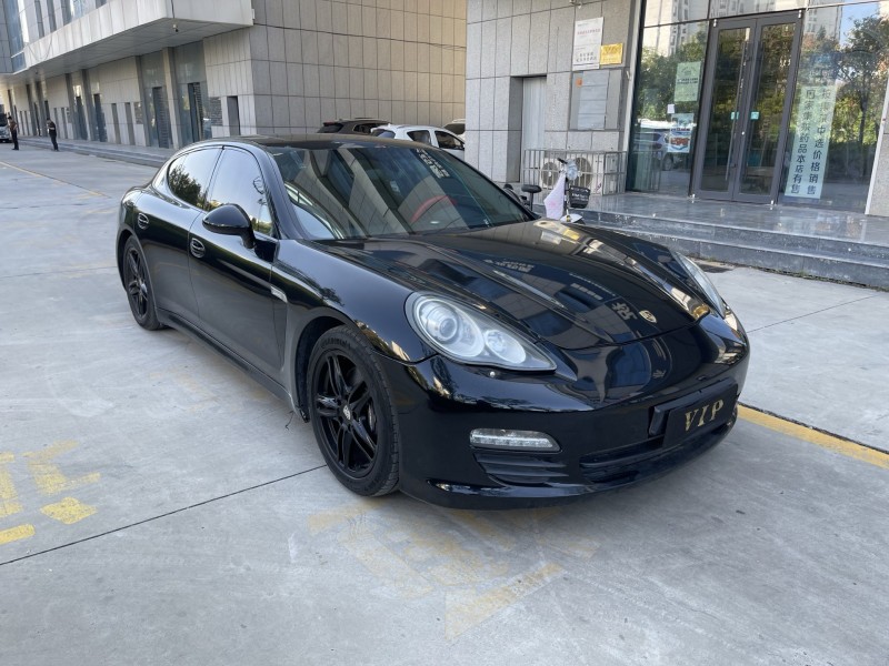 济宁11年保时捷帕拉梅拉4