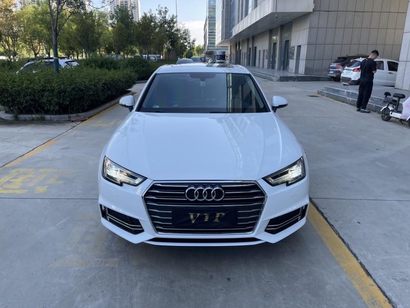济宁19年奥迪A4L1