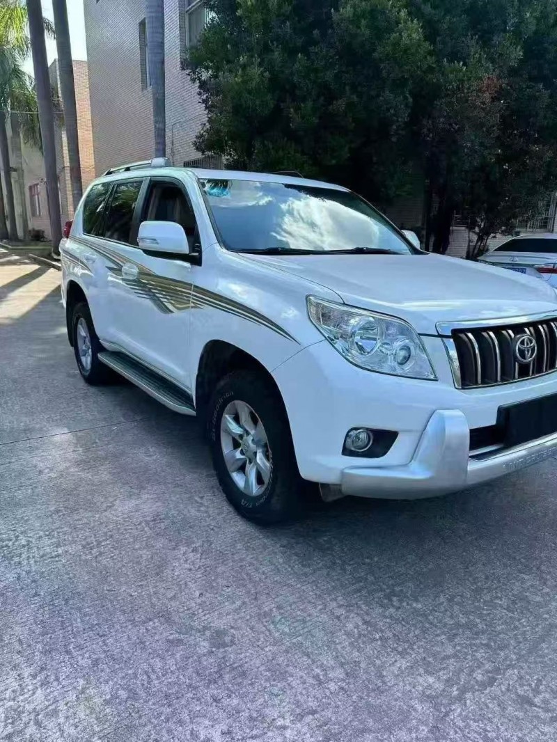 三明13年丰田普拉多3