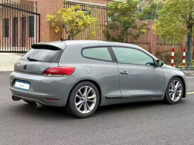 福州11年大众尚酷8