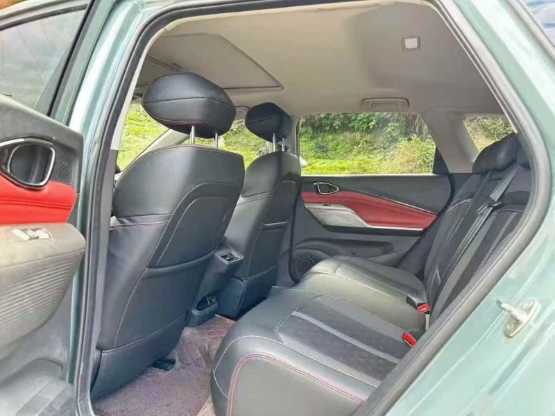 厦门22年宝骏Valli6