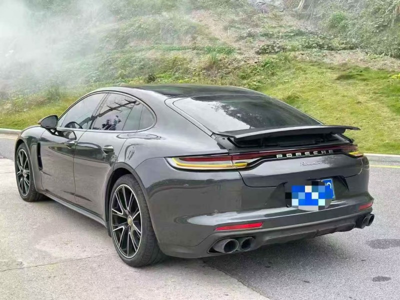 厦门22年保时捷帕拉梅拉8