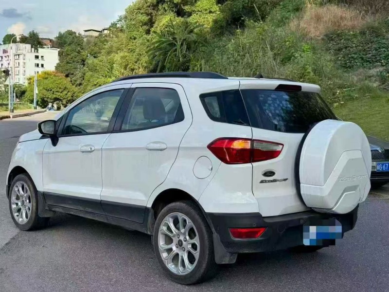 三明18年福特翼搏8