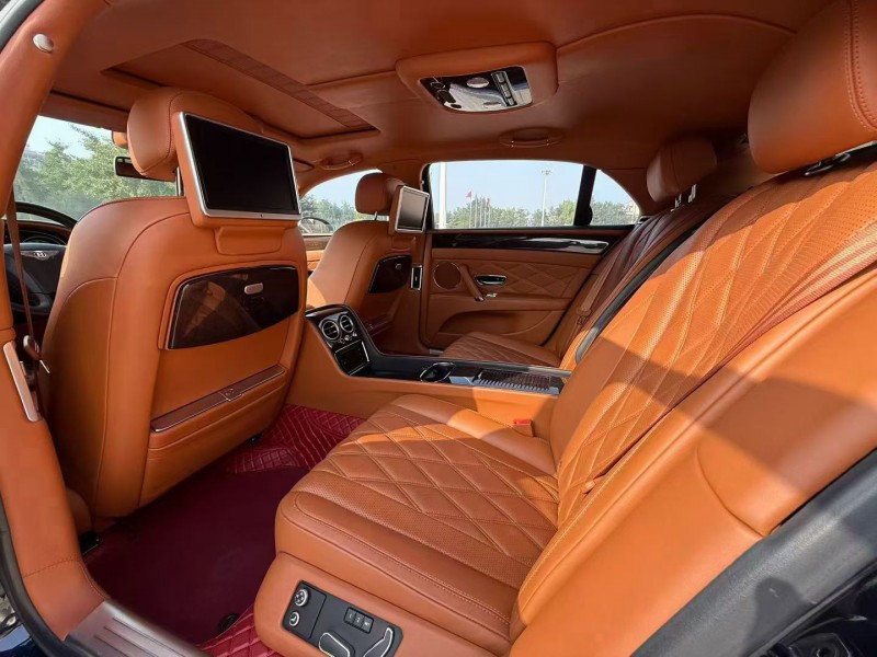 廊坊17年宾利飞驰3