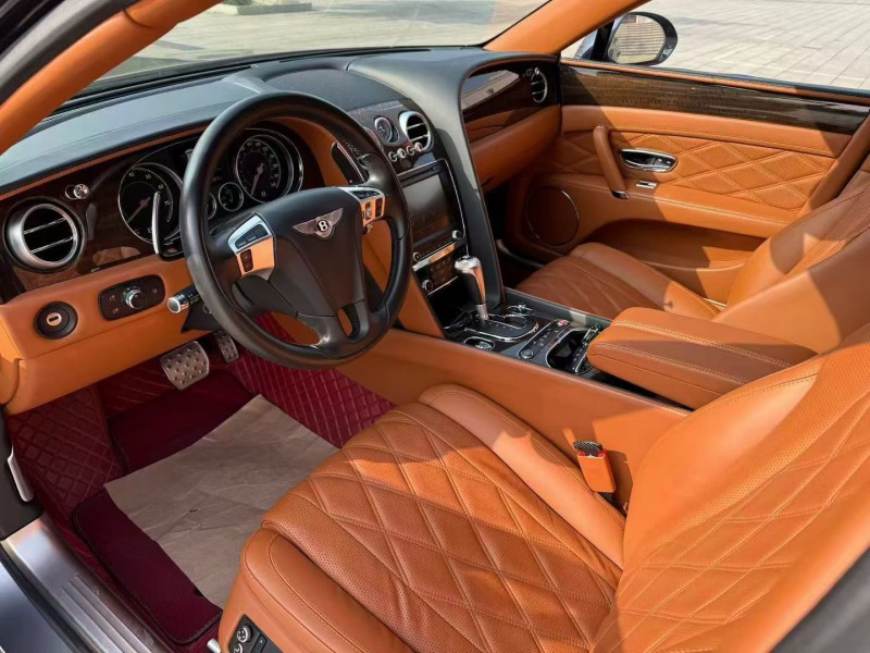 廊坊17年宾利飞驰4