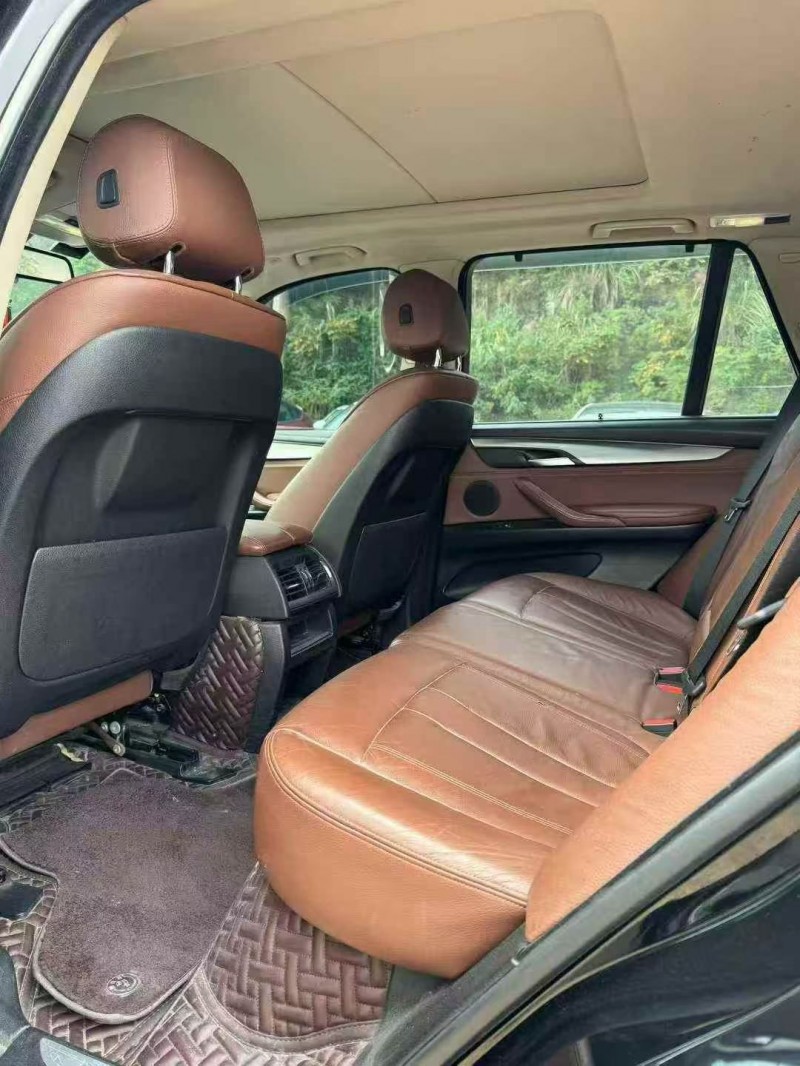 南通15年宝马X56