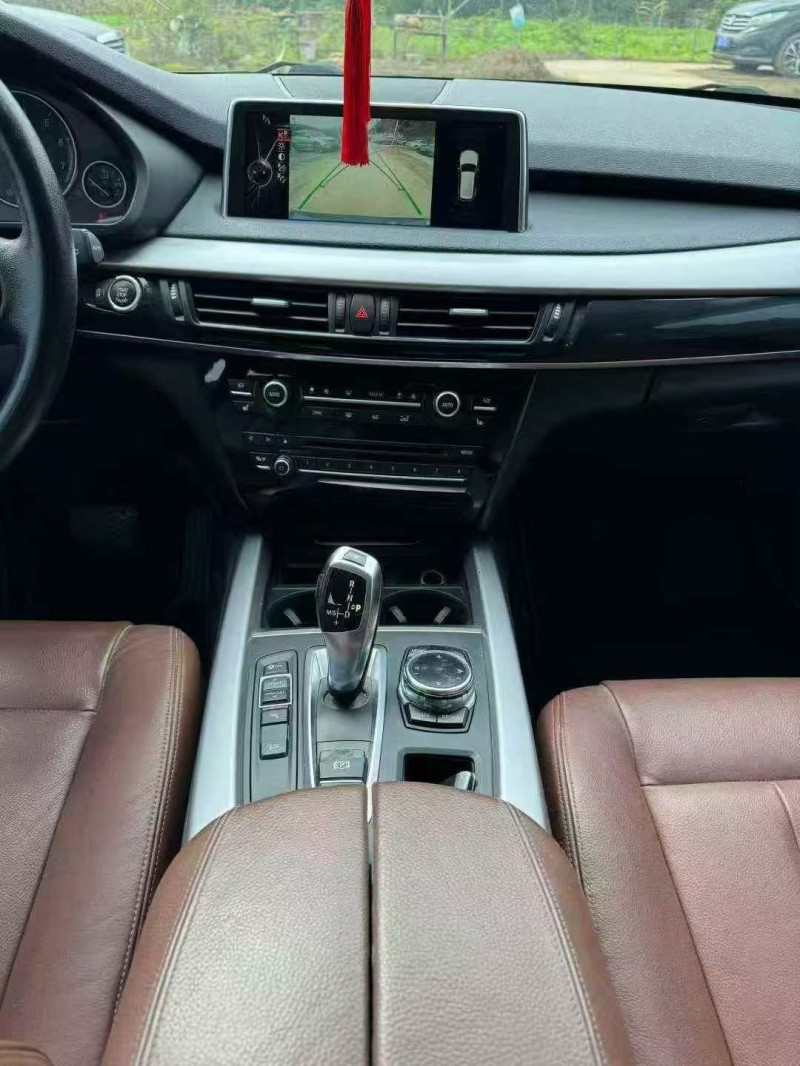 南通15年宝马X57