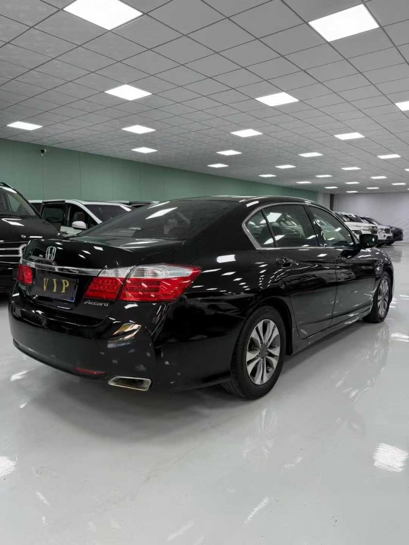 廊坊14年本田雅阁4